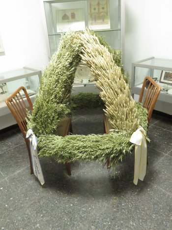 01Erntekrone1.jpg 01Erntekrone1.jpg